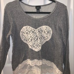 Long sleeve with heart on the front